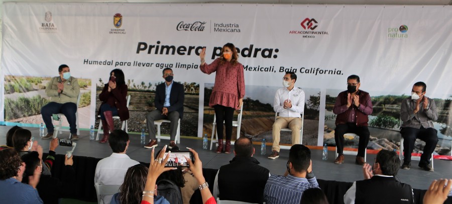 Arca Continental inicia construcción de hidrovía humedal en Mexicali