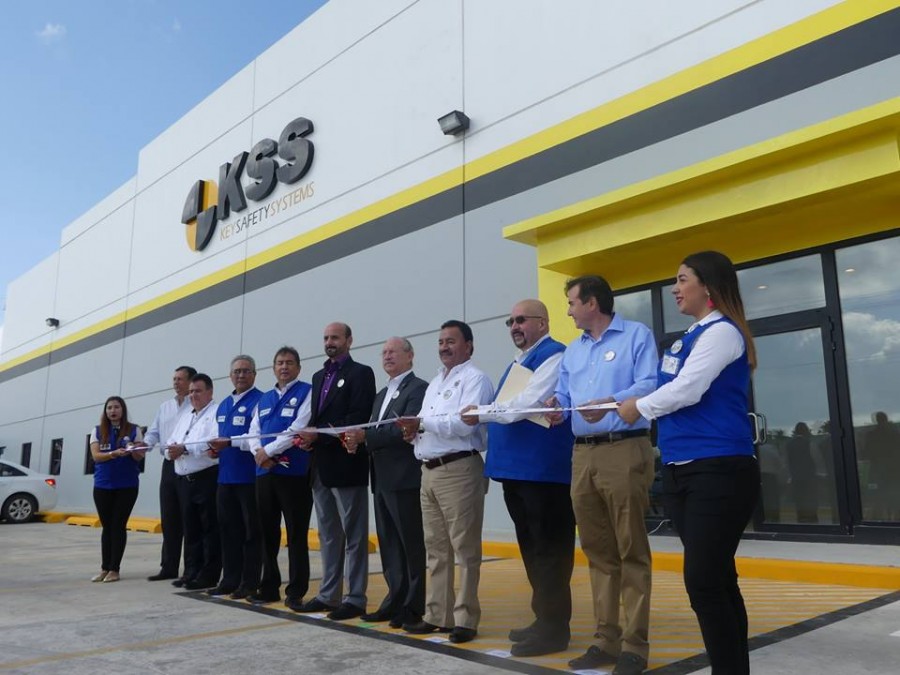 Empresas como Key Safety Systems, que manufactura componentes para el sector automotriz, han abierto centros de producción en Matamoros en los últimos años. Foto Invex Matamoros