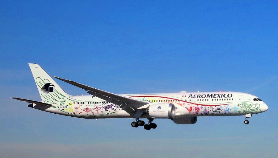 AeroMéxico transporto menos pasajeros en enero, pero mejoró la ocupación de asientos en sus aviones. Foto de archivo.