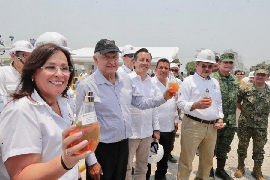Pemex presentó el Plan Nacional de gas y petróleo en Veracruz. Foto de Presidencia.