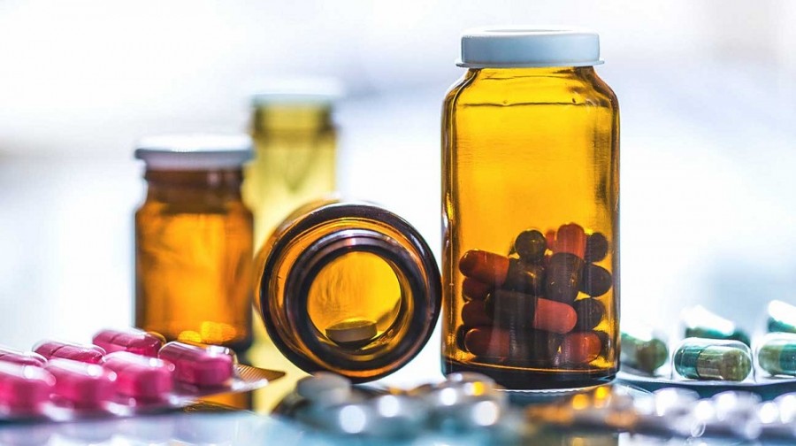 La Cofece inició un juicio por prácticas monopólicas absolutas en la cadena productiva y comercialización de medicamentos. Foto de archivo.