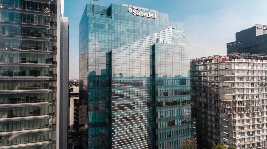 Banco Sabadell México estará encargado de seleccionar y brindar los fondos a empresas. Foto Sabadell