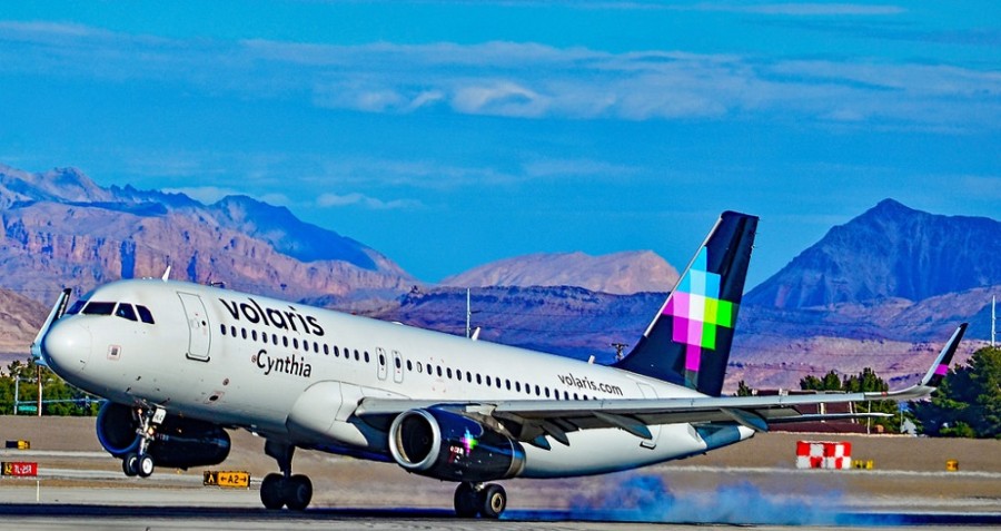 Volaris conectará a Puerto Escondido con Tijuana a partir del 1 de julio. Foto Archivo