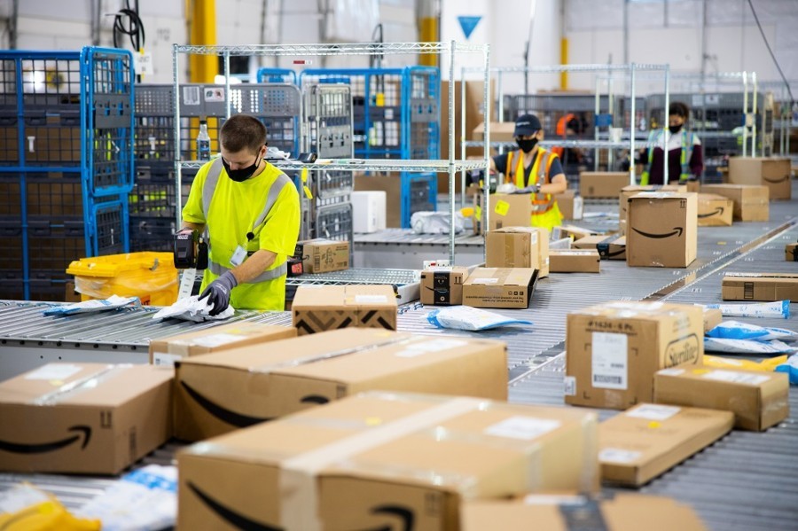 Amazon perdió tres mil 800 millones de dólares en el primer trimestre de 2022, aunque sus ventas aumentaron. Foto Amazon