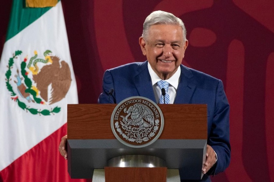 Hace dos semanas, Ernesto Torres, director general del banco estadounidense Citigroup en Latinoamérica, dijo que la institución no espera alcanzar un acuerdo para vender las divisiones de consumo y empresarial de Citibanamex hasta enero del próximo año. Foto Presidencia de México.