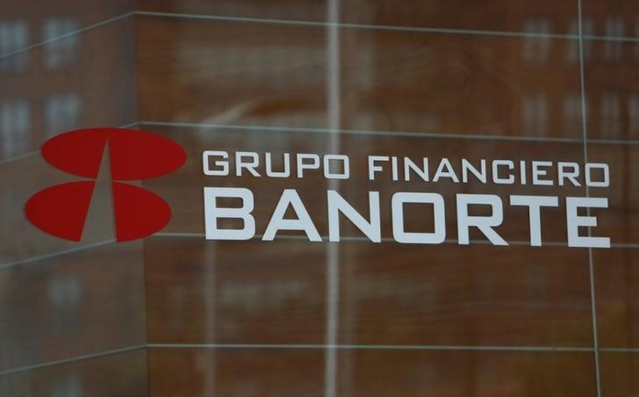 Banorte superó con sus ingresos y beneficio del segundo trimestre lo esperado por el consenso de analistas. Foto archivo