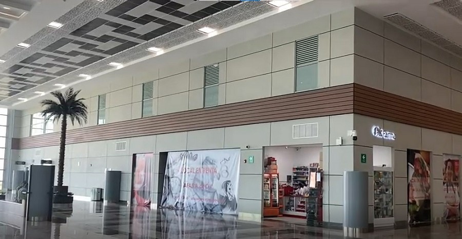 El sondeo de Infosel del mes de agosto reflejó frustración entre sus participantes en cuanto a los resultados del gobierno del presidente Andrés Manuel López Obrador en temas de seguridad, educativos y económicos. La imagen muestra el interior del nuevo Aeropuerto Internacional Felipe Ángeles, una de las obras consentidas del mandatario, que ni aun cuando se terminó en tiempo ha generado entusiasmo por el gobierno lopezobradorista entre los participantes de los sondeos mensuales de Infosel.Foto Axis negocios/Eduardo García