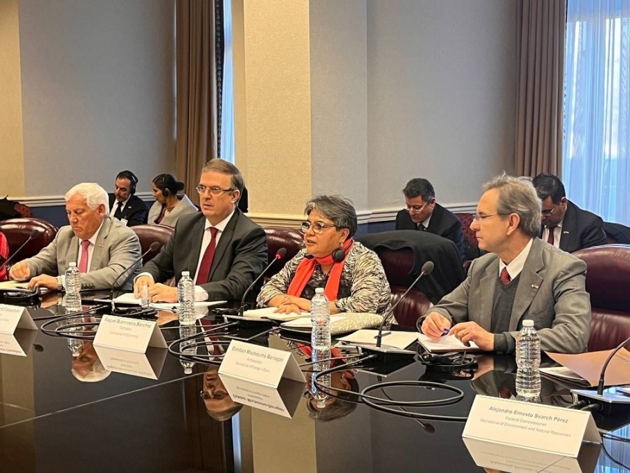 Las autoridades mexicanas y estadounidenses acordaron continuar las conversaciones hasta enero. Foto Presidencia de México