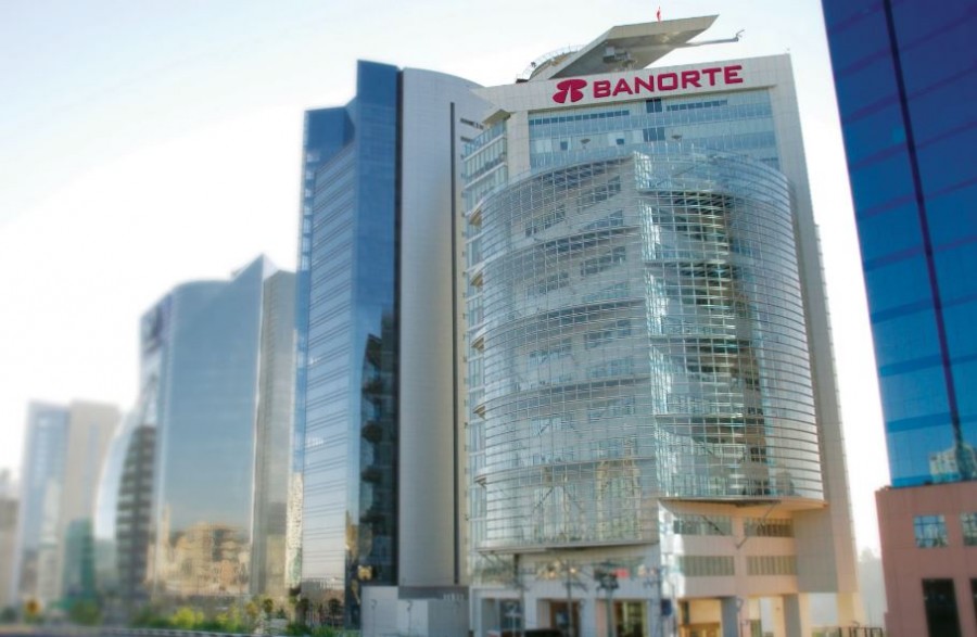 Banorte y otros grandes bancos en el país ven en el nearshoring una vía para impulsar el crecimiento económico de México y la inversión extranjera. Foto Banorte (www.banorte.com)