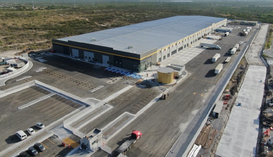 El portafolio, conocido como Zeus, cuenta con un área bruta rentable total de 822 mil 52 metros cuadrados y 882 mil 723 metros cuadrados más de reserva territorial. Foto Fibra MTY