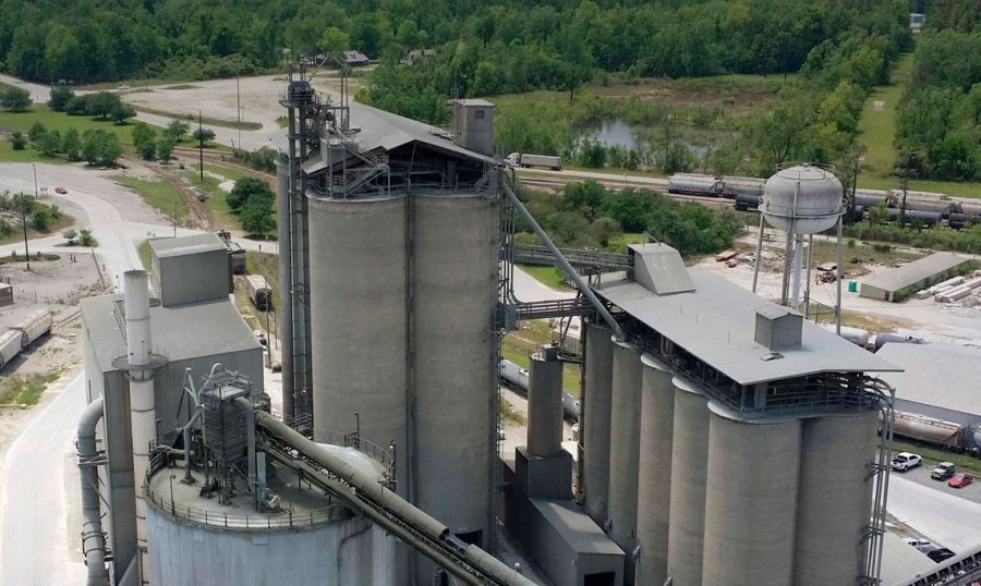 Carso destinará recursos para sus filiales de materiales para la construcción y energía. Foto archivo
