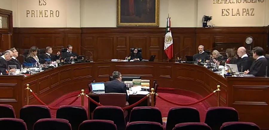 La Suprema Corte de Justicia de la Nación determinó invalidar el decreto presidencial que buscaba reservar la información de algunas de sus obras públicas emblemáticas por su supuesta importancia para la seguridad nacional. Foto Suprema Corte/Captura de video