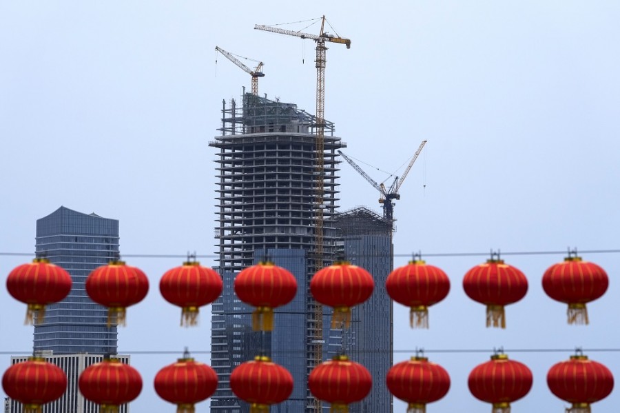 La economía de China crece menos de lo esperado por los analistas durante el segundo trimestre de 2023. Foto AP/Andy Wong