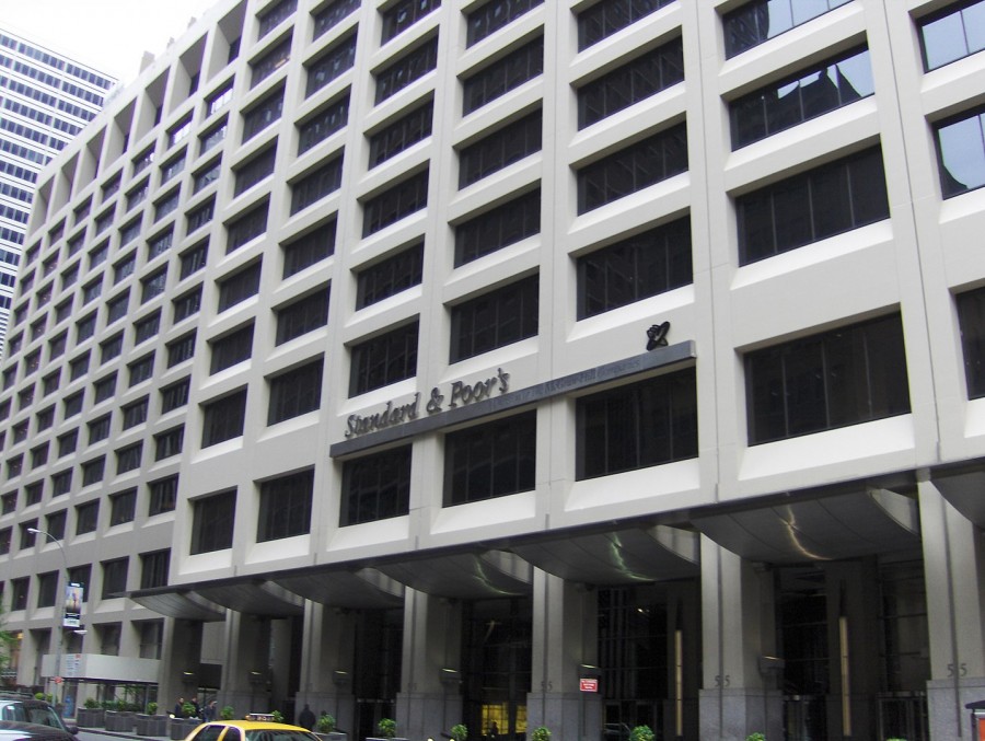 S&P Global Ratings recorta las calificaciones de varios bancos en Estados Unidos. Foto archivo