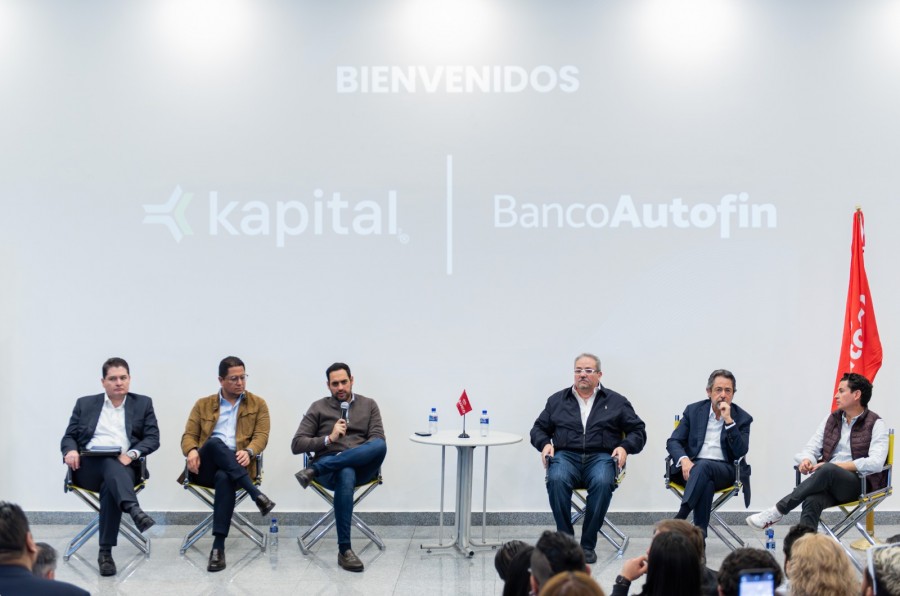 Kapital dijo que la compra de Banco Autofin le permitirá ampliar su portafolio de productos financieros, ya que ofrecerá a sus clientes tarjetas de crédito, inversiones automáticas y soluciones de inteligencia artificial. Foto Kapital