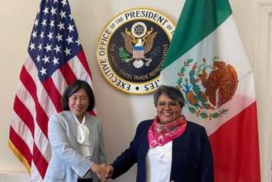 Raquel Buenrostro dijo que México colabora con Katherine Tai, la representante comercial de Estados Unidos, para abordar el cambio legal que impulsó México para prohibir la importación de maíz genéticamente modificado. Foto Secretaría de Economía