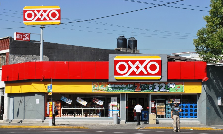 Femsa pretendía comprar los más de 500 millones de dólares de su bono en circulación. Foto archivo