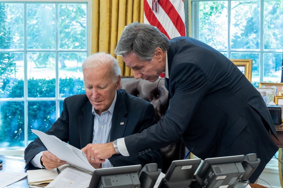 La economía de EUA crece menos de lo esperado en el 3T tras ajustar su lectura de crecimiento del PIB. Foto de Flickr/White House