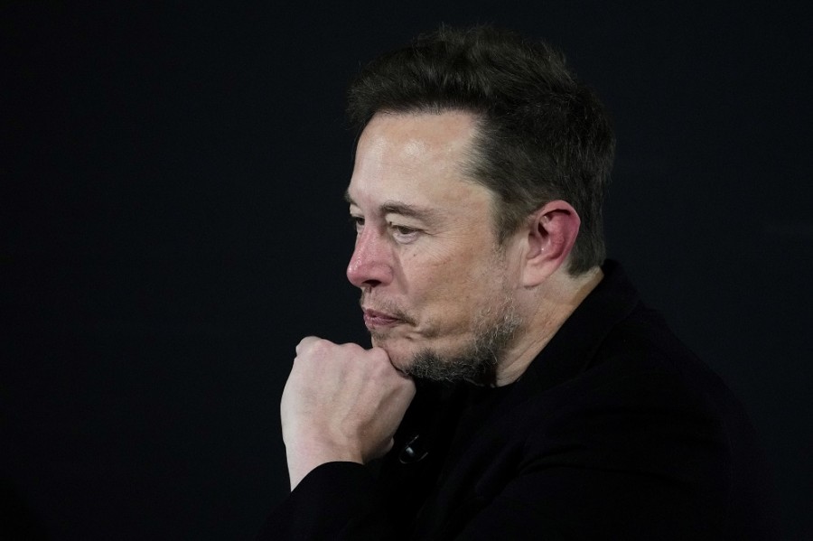 Elon Musk, el director ejecutivo de Tesla, durante un conversatorio en Reino Unido con el primer ministro británico Rishi Sunak, el pasado 2 de noviembre. Foto AP/Kirsty Wigglesworth