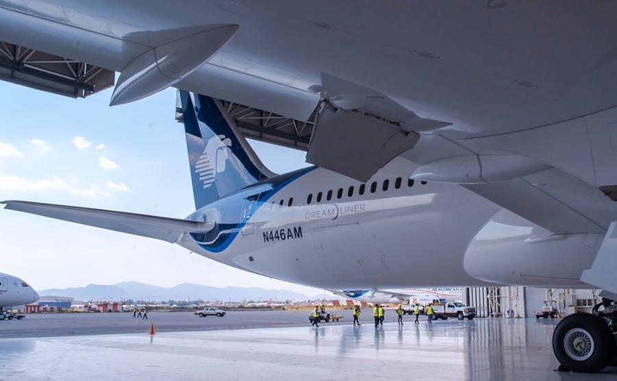 El gobierno de Estados Unidos evalúa suspender la orden de inmunidad antimonopolio que permite a Delta Air Lines y AeroMéxico operar un acuerdo de código compartido. Foto archivo