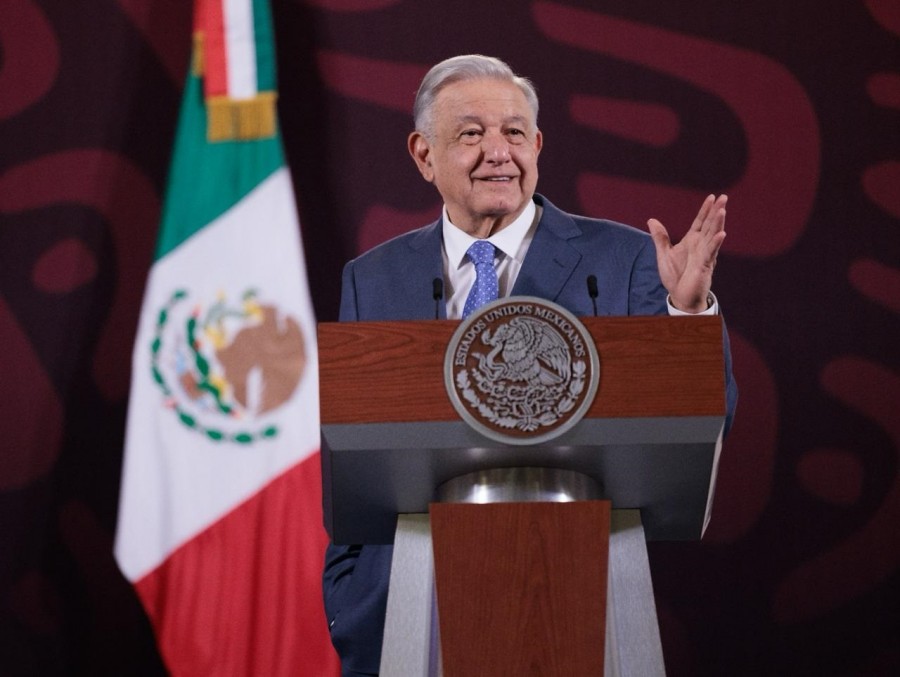 Las reformas que plantea el presidente López Obrador persiguen cambios en materia económica, política, electoral y de seguridad. Foto Presidencia