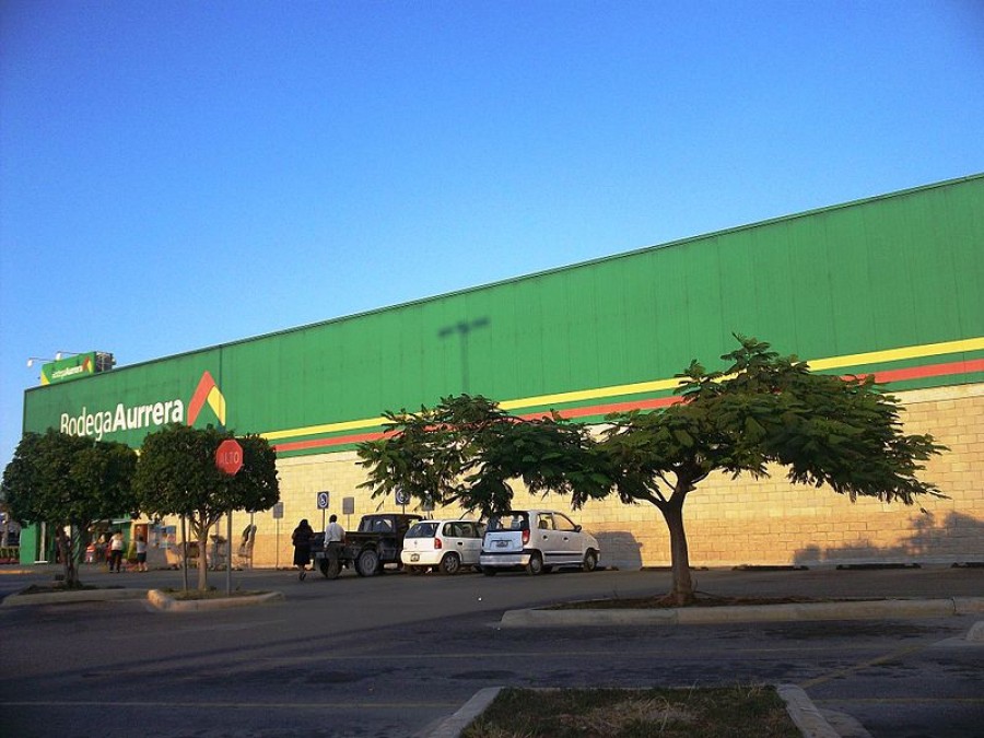 Walmart de México planea acelerar su ritmo de aperturas en el futuro, de cara a volver a duplicar el tamaño de su negocio. Foto archivo