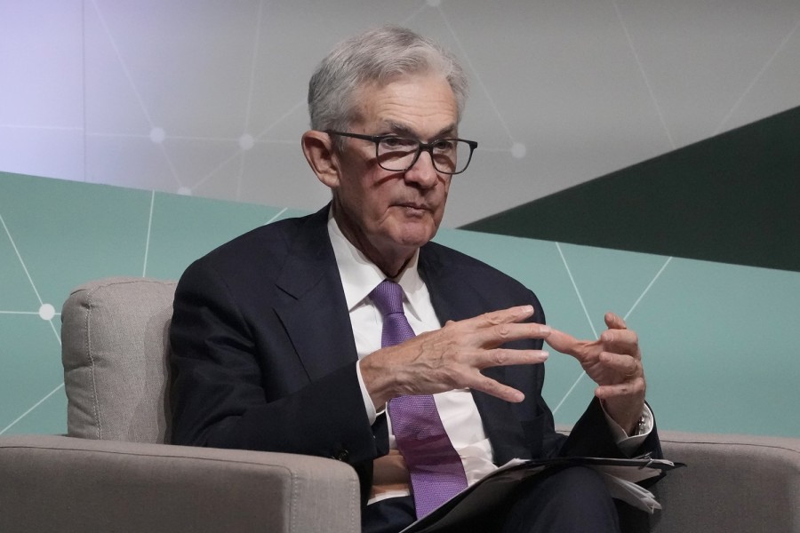El presidente de la Reserva Federal, Jerome Powell, habla en el Foro de Empresas, Gobierno y Sociedad en la Universidad de Stanford. Foto AP/Jeff Chiu)