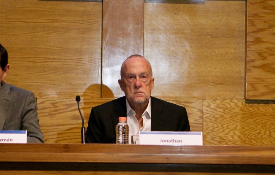 El subgobernador Heath descarta que Banco de México vaya a discutir un recorte de la tasa de referencia en la reunión de mayo. Foto Axis negocios/Gabriel Arrache