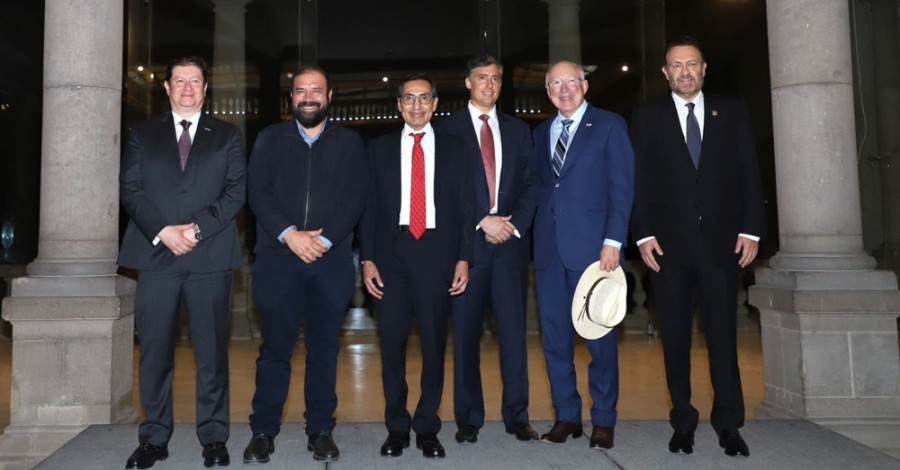 El centro de datos, que está ubicado en el área metropolitana de Querétaro, proporcionará seguridad, privacidad y rendimiento, además de que contribuirá a la aceleración de la transición digital de las organizaciones y entidades públicas de América Latina. Foto Secretaría de Hacienda y Crédito Público