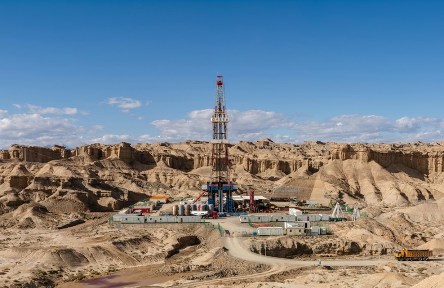 La OPEP+ acordó normalizar el suministro de petróleo a partir de abril del próximo año. Foto archivo