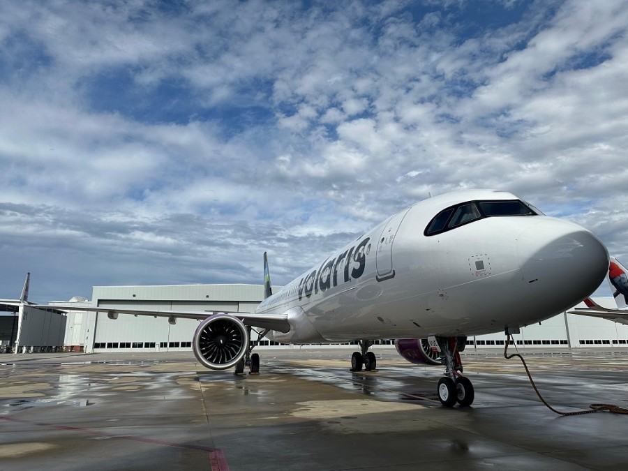 Durante el mes, Volaris incrementó su capacidad en el mercado transfronterizo entre México y Estados Unidos, para prepararse para la temporada vacacional de diciembre, explicó Beltranena. Foto archivo
