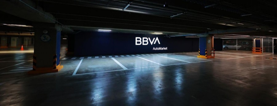 La plataforma operará por medio del portal automarket.bbva.mx que permitirá, por el momento, ofrecer unidades a clientes BBVA México por medio de fotografías, así como una descripción y un rango de precio acorde al mercado. Foto captura
