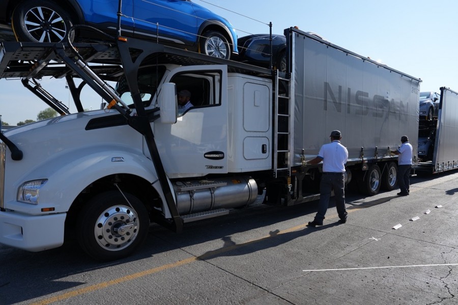 El baile comercial de partes y componentes a lo largo de la región pone de manifiesto la profunda integración de la industria automotriz en América del Norte. Foto Nissan de México