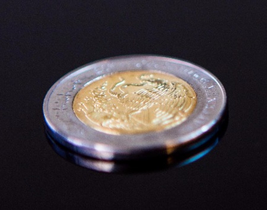 El peso mexicano se fortalece ante el dólar. Foto archivo