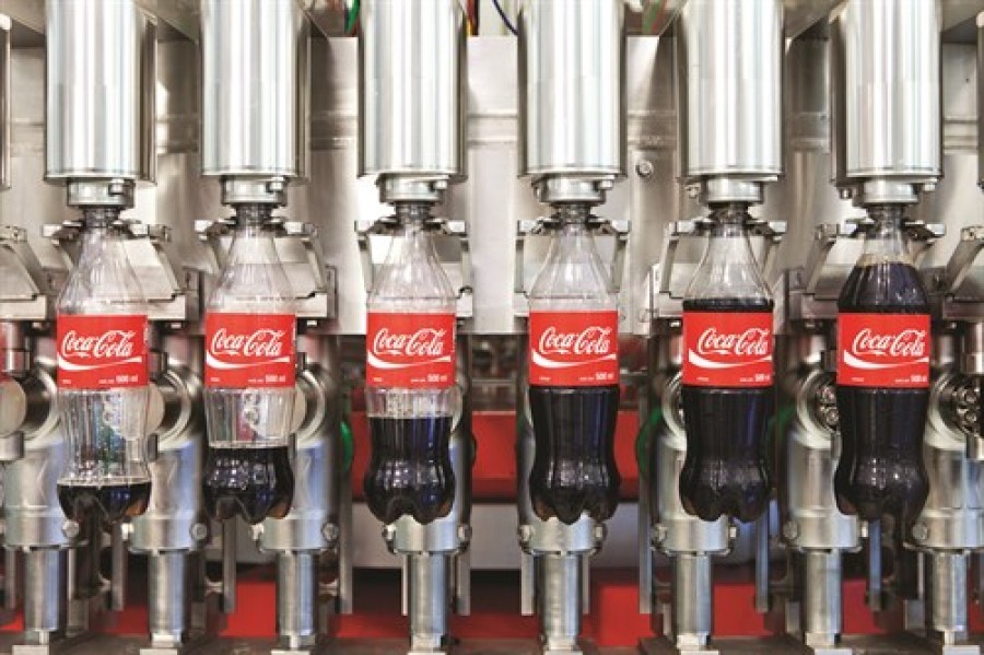En el primer trimestre, las empresas de bebidas y alimentos resultaron beneficiadas por un tipo de cambio favorable, precios positivos, entre otros factores, de acuerdo con un reporte de BBVA México.Foto archivo