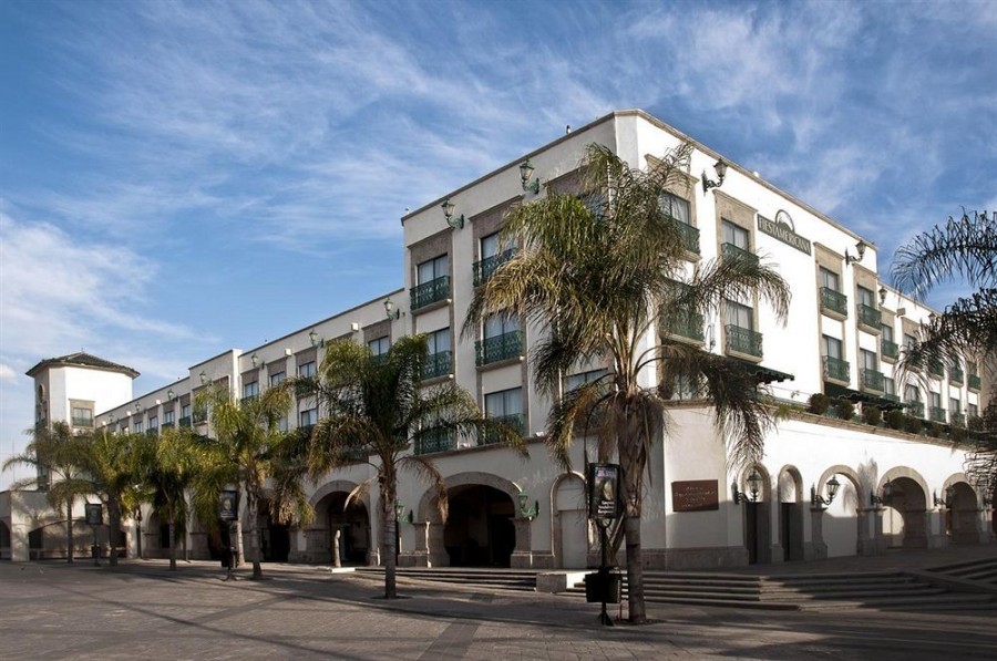 Fibra Hotel revela compra de 9.7 millones de CBFIs por parte de funcionarios de la empresa. Foto archivo