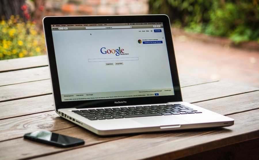   El nuevo experimento de búsqueda disponible en Labs, el programa experimental de Google, aprovecha sus últimos modelos de inteligencia artificial Gemini para ofrecer audios. Foto archivo